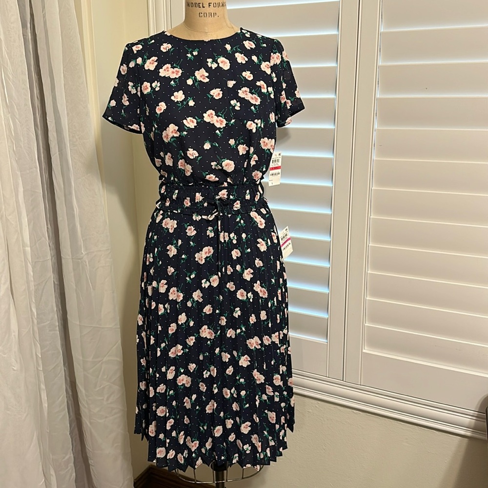 Maison Jules pleated floral skirt